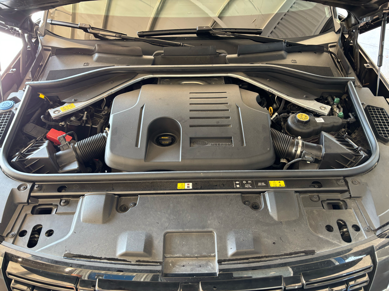 Land Rover Range Rover P550e Autobiography SWB 2024