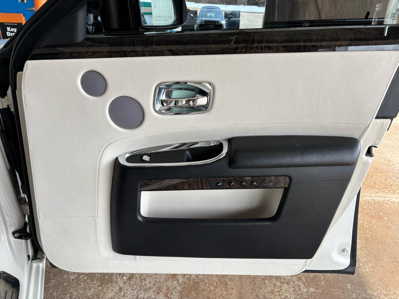 Rolls-Royce Ghost 4dr Sdn 2013