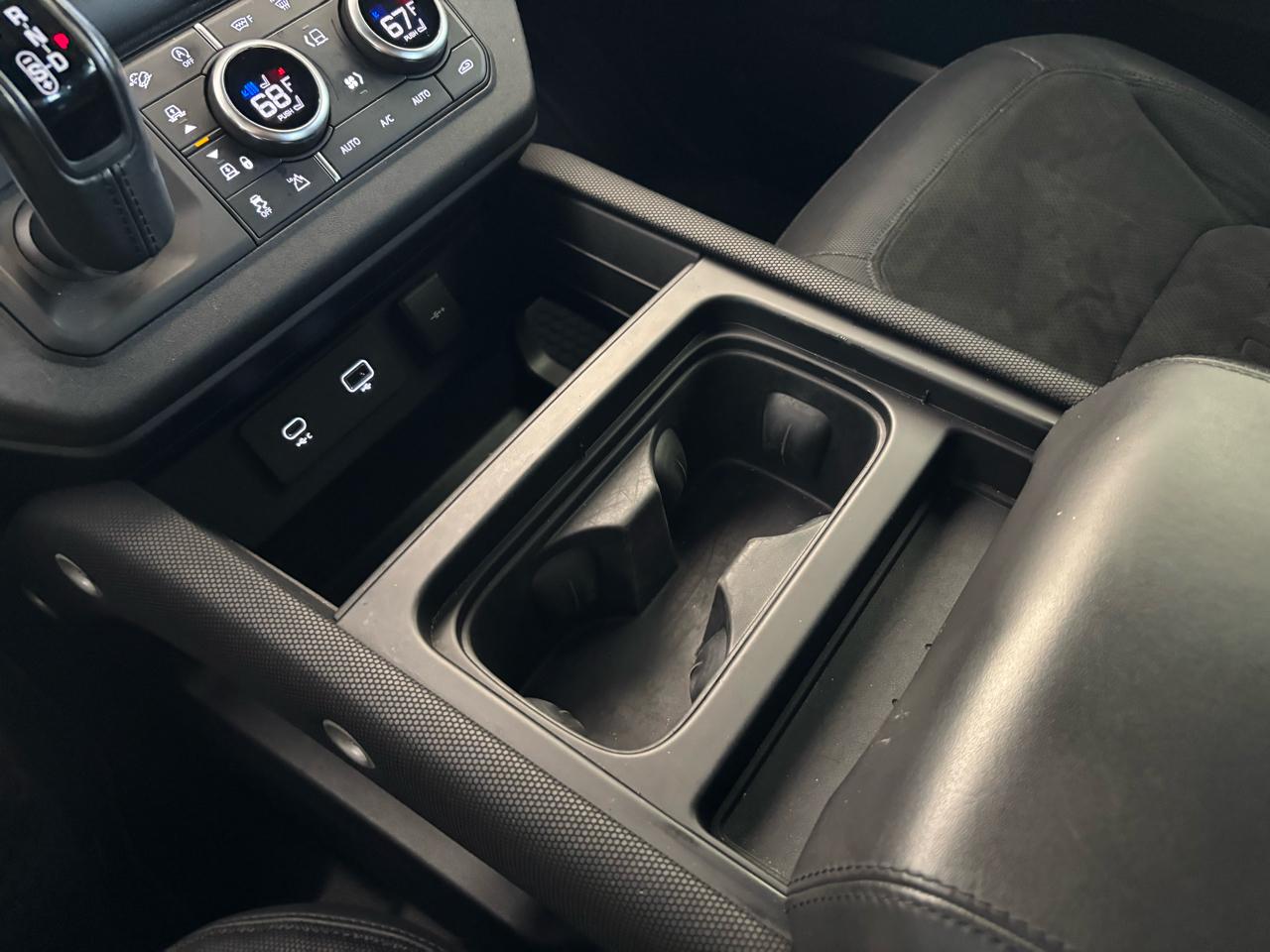 Land Rover Defender 110 V8 AWD 2022