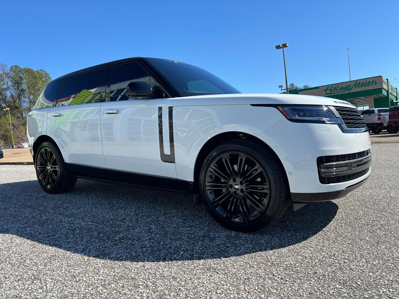 Land Rover Range Rover P400 SE LWB 7 Seat 2025