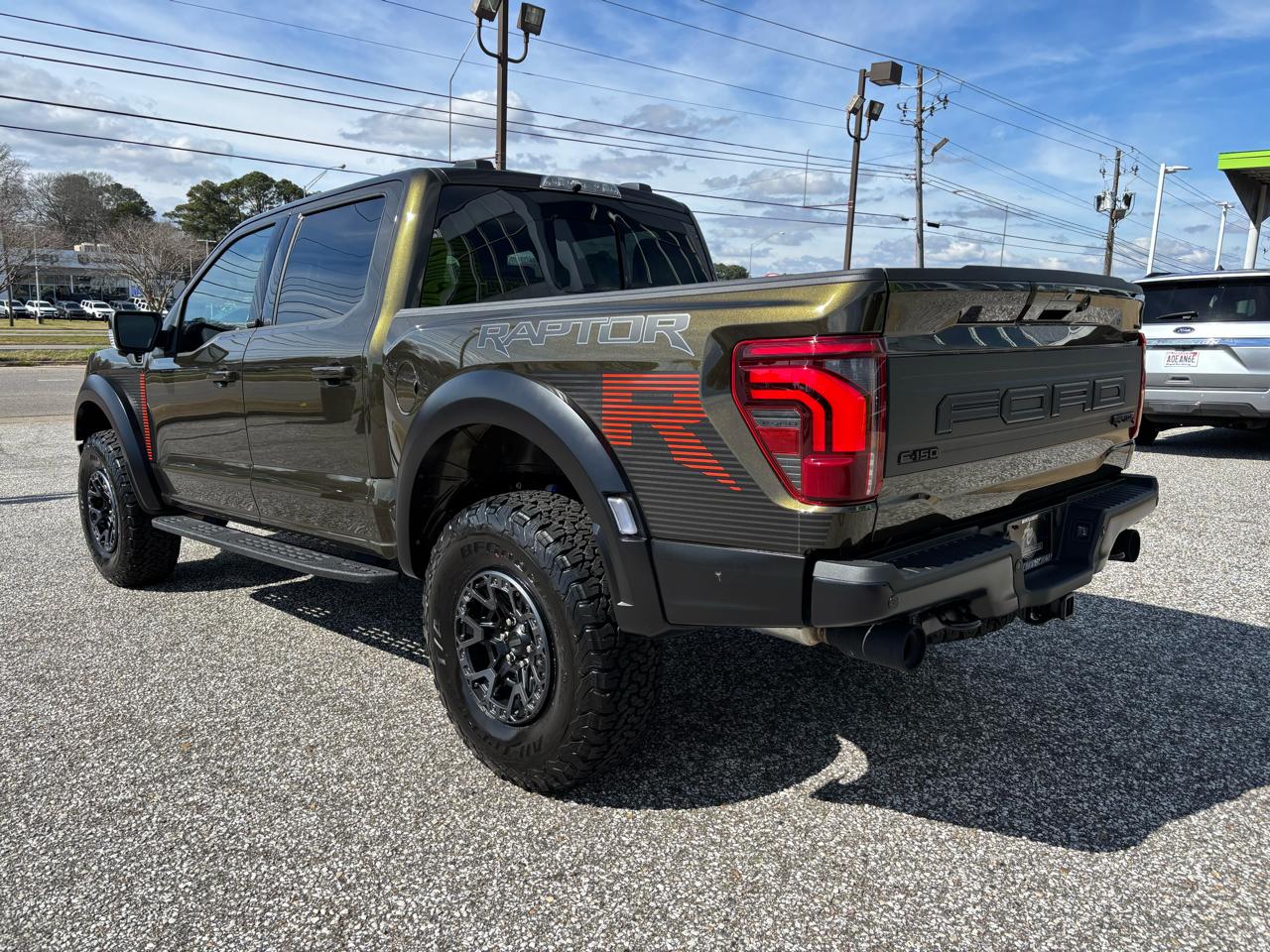 Ford F-150 Raptor 4WD SuperCrew 5.5' Box 2025