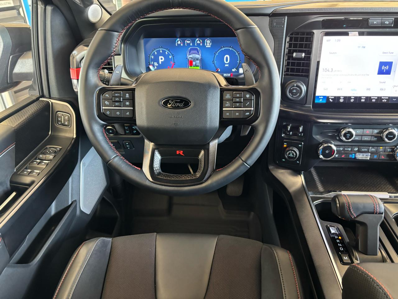 Ford F-150 Raptor 4WD SuperCrew 5.5' Box 2025