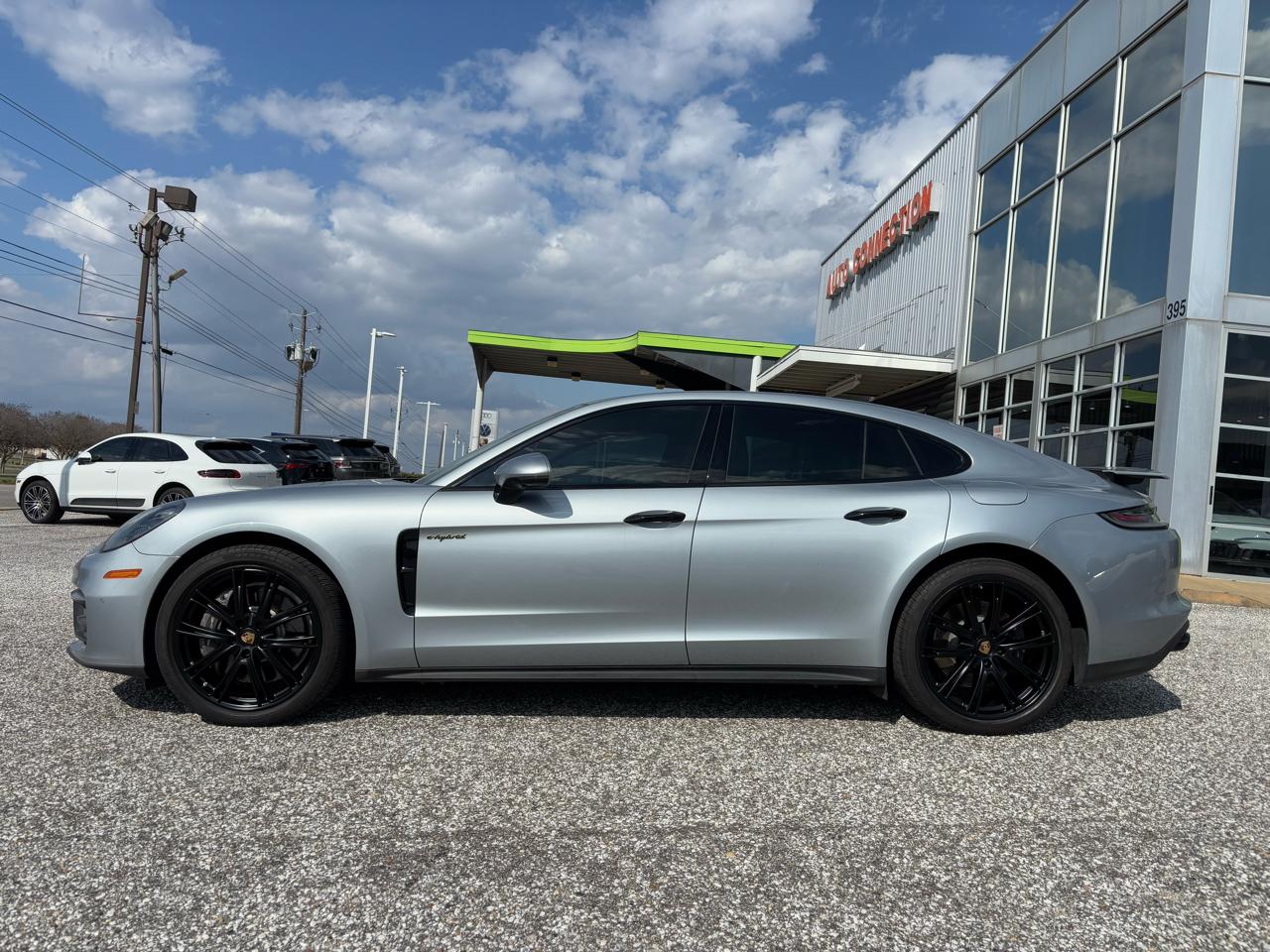 Porsche Panamera 4 E-Hybrid Platinum Edition AWD 2022