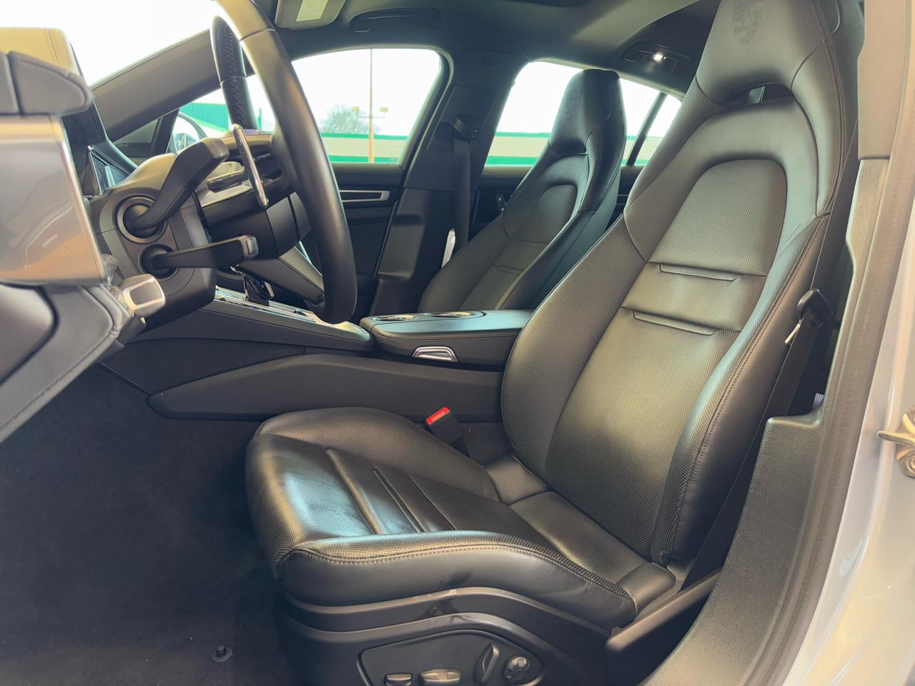 Porsche Panamera 4 E-Hybrid Platinum Edition AWD 2022