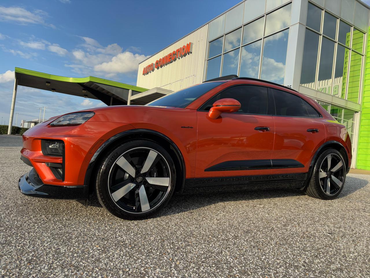 Porsche Macan Electric Turbo AWD 2025