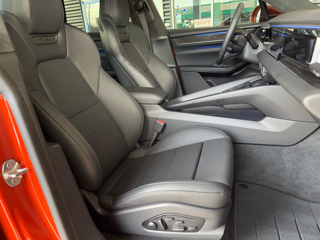 Porsche Macan Electric Turbo AWD 2025