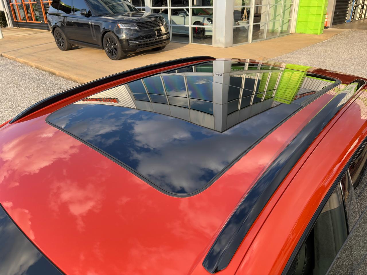 Porsche Macan Electric Turbo AWD 2025