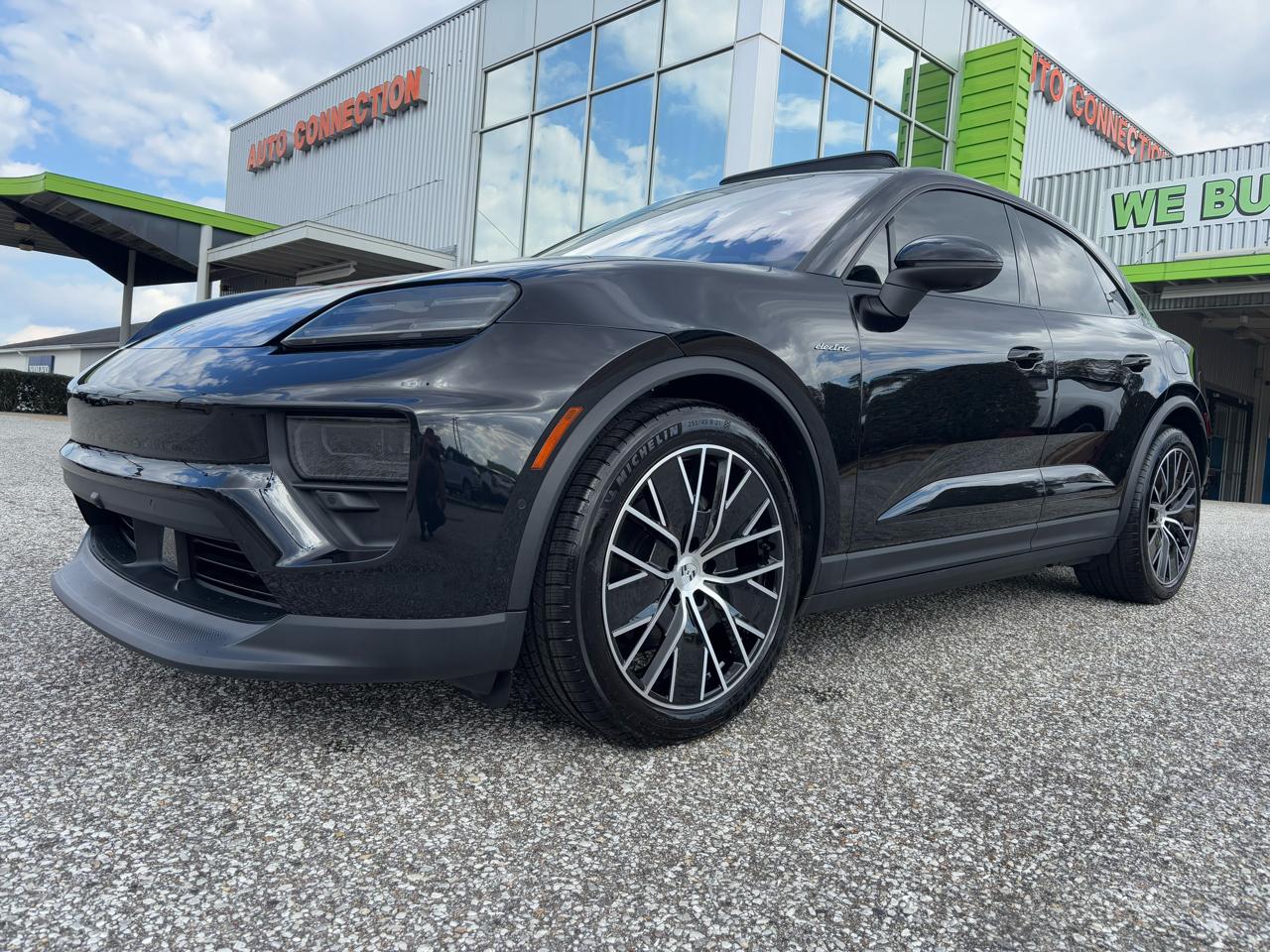 Porsche Macan Electric 4 AWD 2024