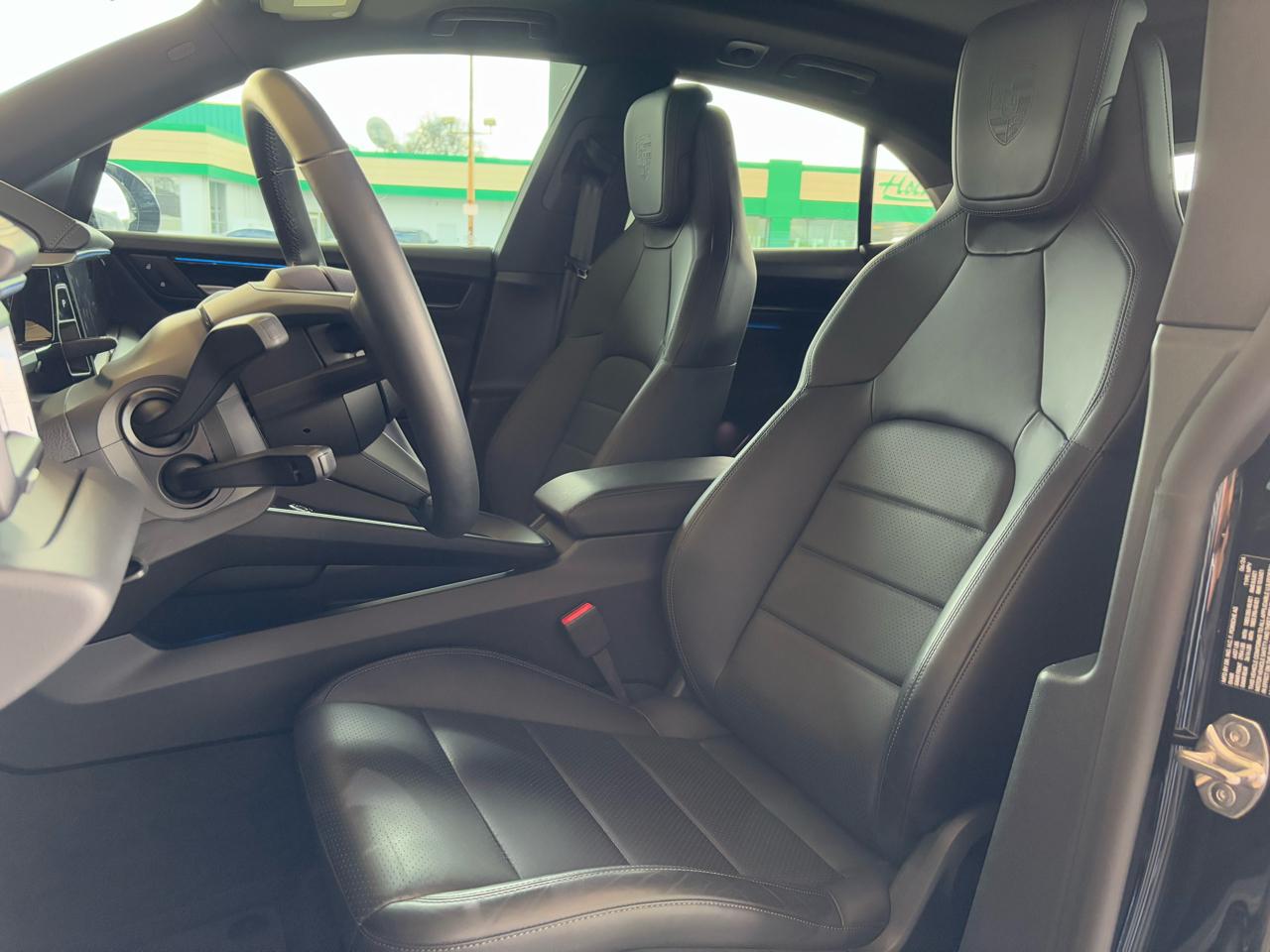 Porsche Macan Electric 4 AWD 2024