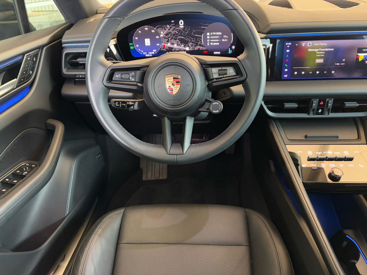 Porsche Macan Electric 4 AWD 2024