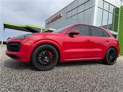 2023 Porsche Cayenne 