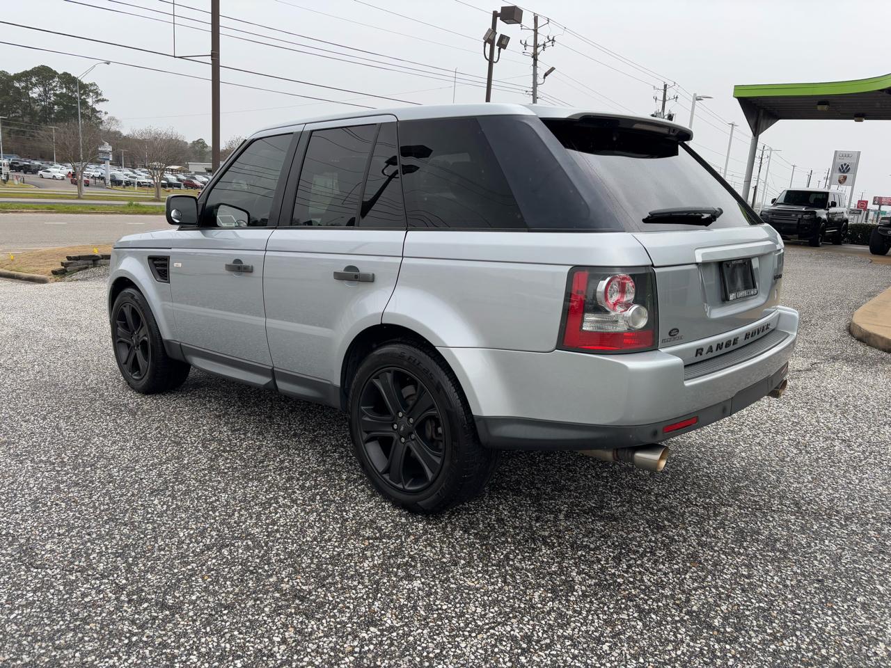 Land Rover Range Rover Sport 4WD 4dr HSE LUX 2010