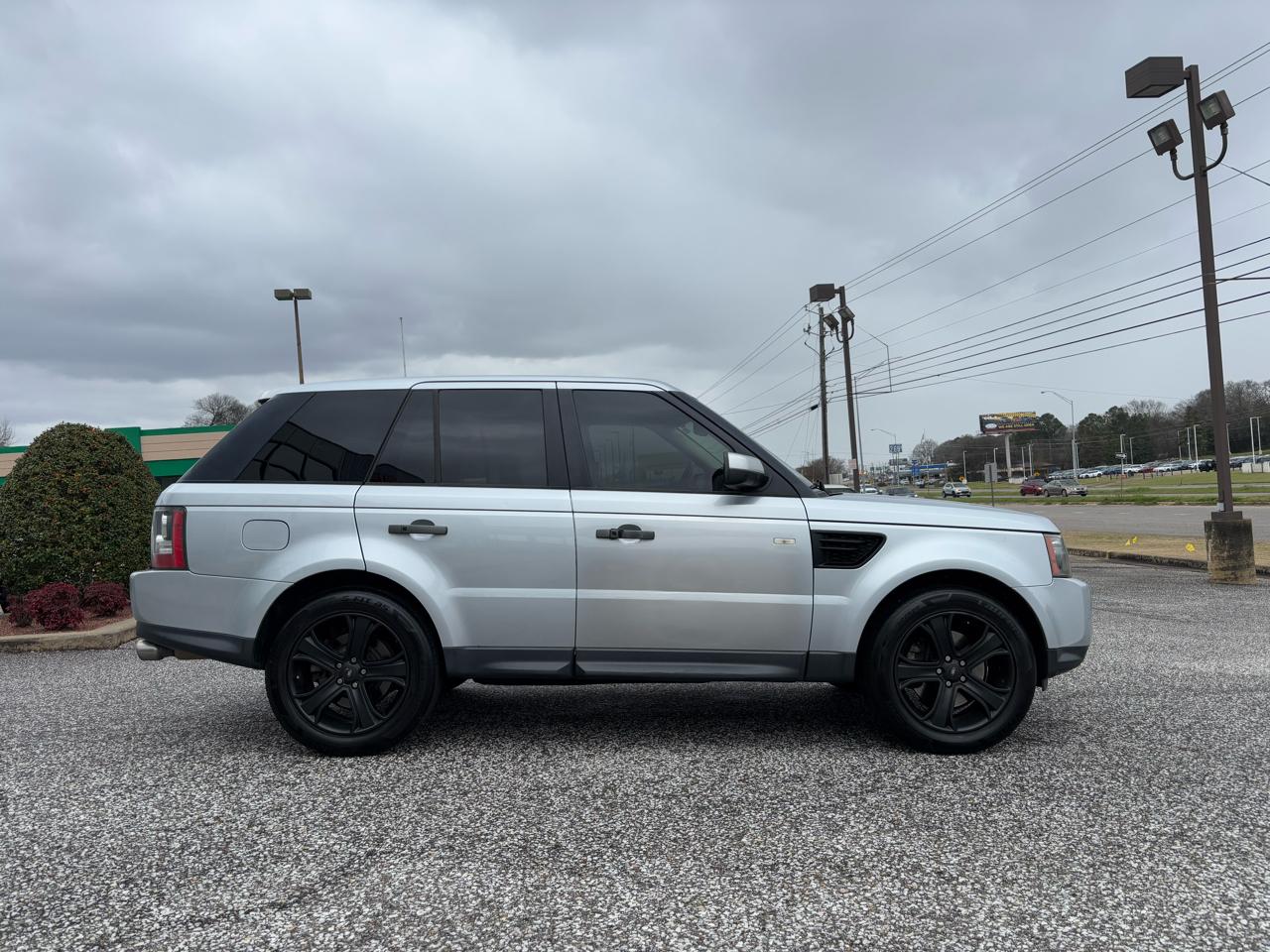 Land Rover Range Rover Sport 4WD 4dr HSE LUX 2010