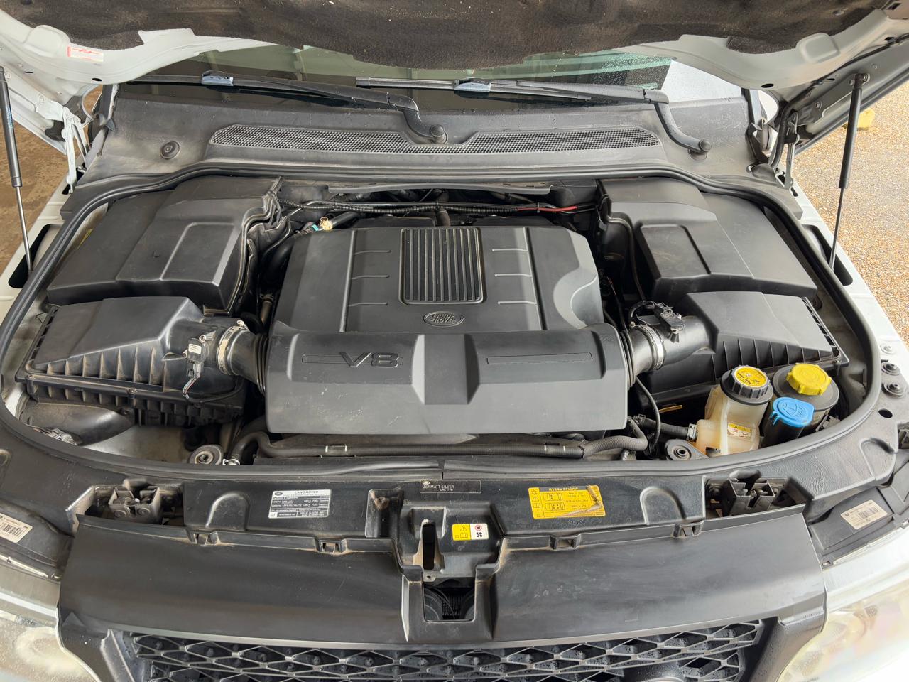 Land Rover Range Rover Sport 4WD 4dr HSE LUX 2010