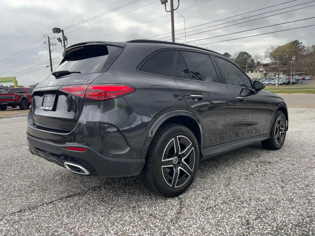 Mercedes-Benz GLC GLC 300 4MATIC SUV 2025