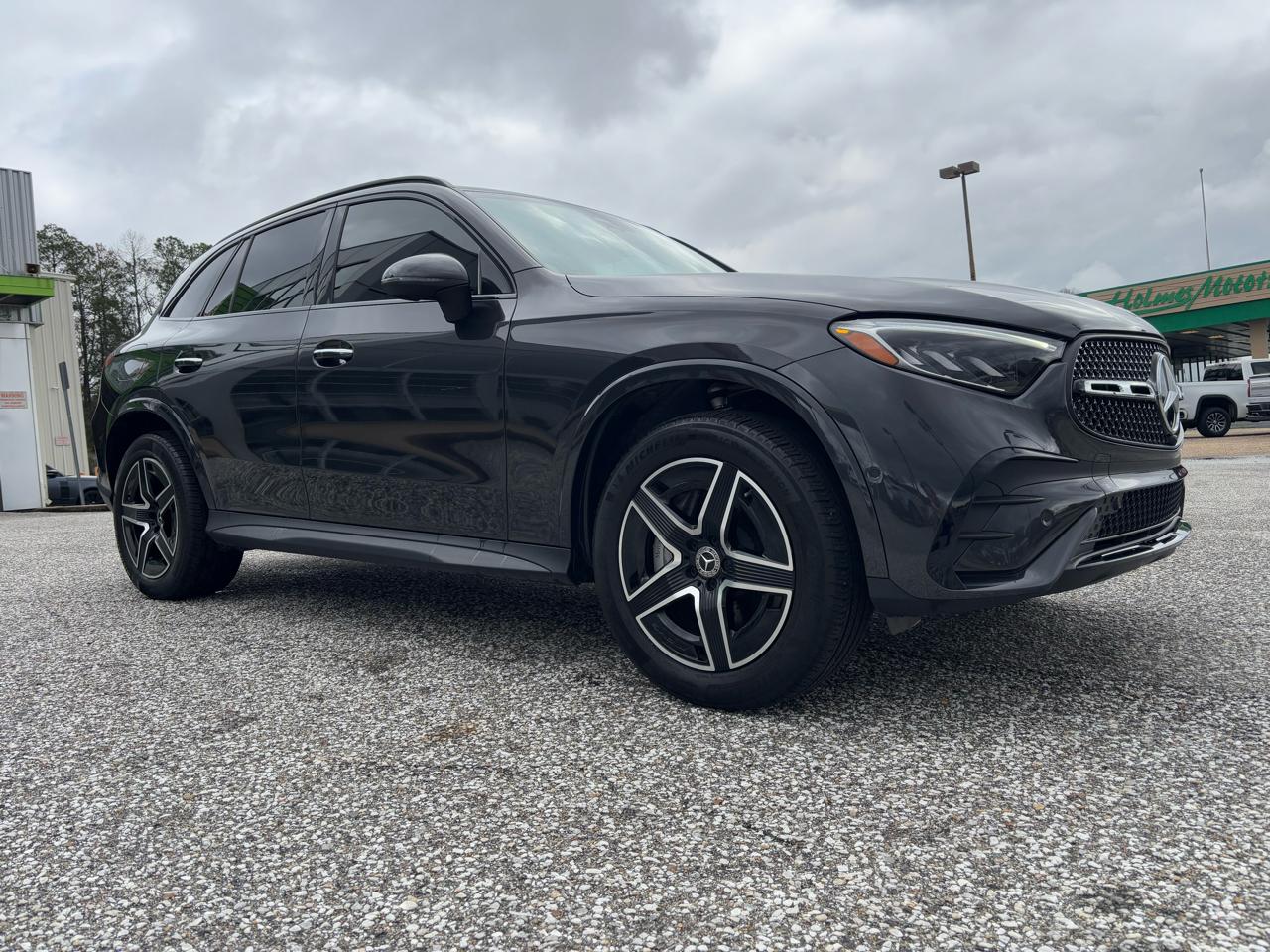 Mercedes-Benz GLC GLC 300 4MATIC SUV 2025