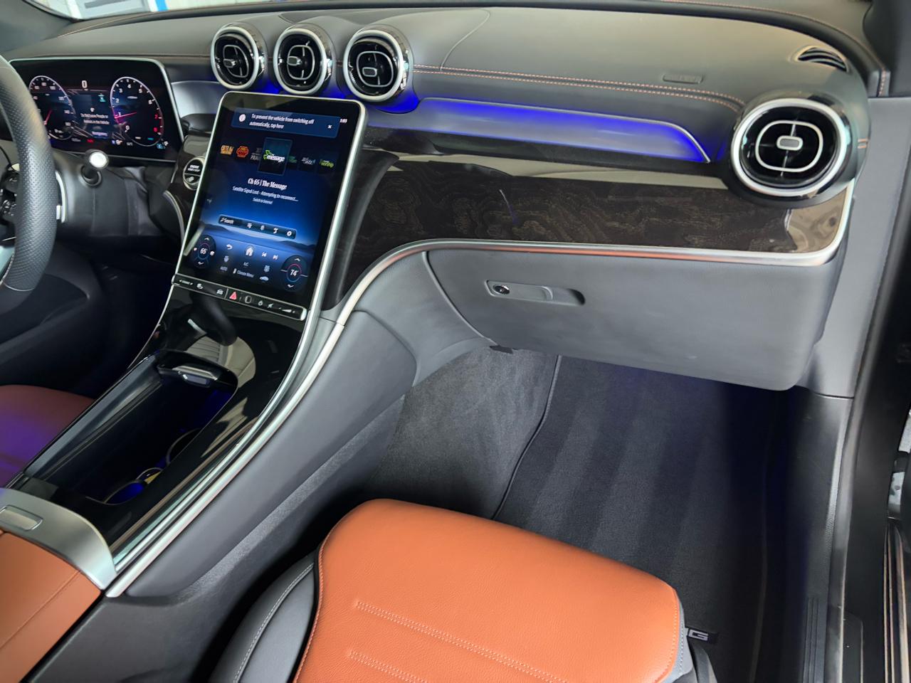 Mercedes-Benz GLC GLC 300 4MATIC SUV 2025