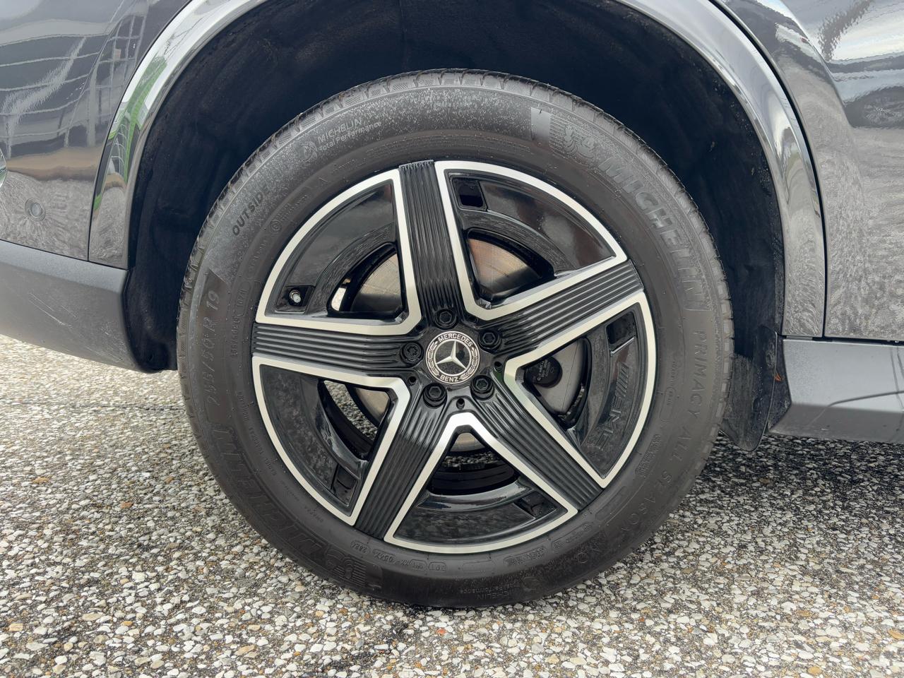 Mercedes-Benz GLC GLC 300 4MATIC SUV 2025