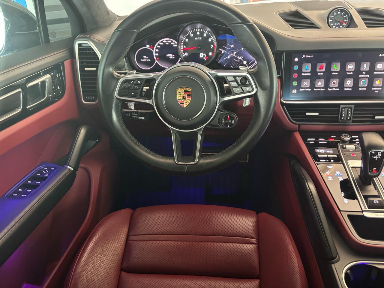 Porsche Cayenne GTS Coupe AWD 2022