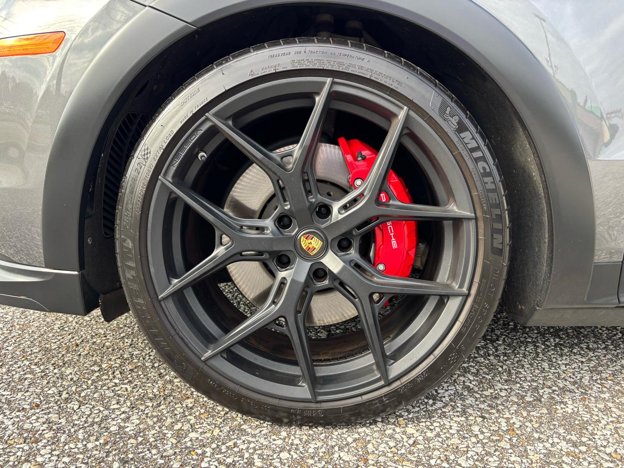 Porsche Cayenne GTS Coupe AWD 2022