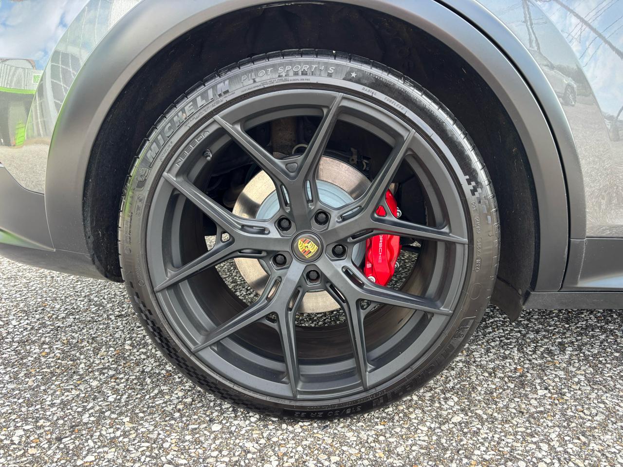 Porsche Cayenne GTS Coupe AWD 2022