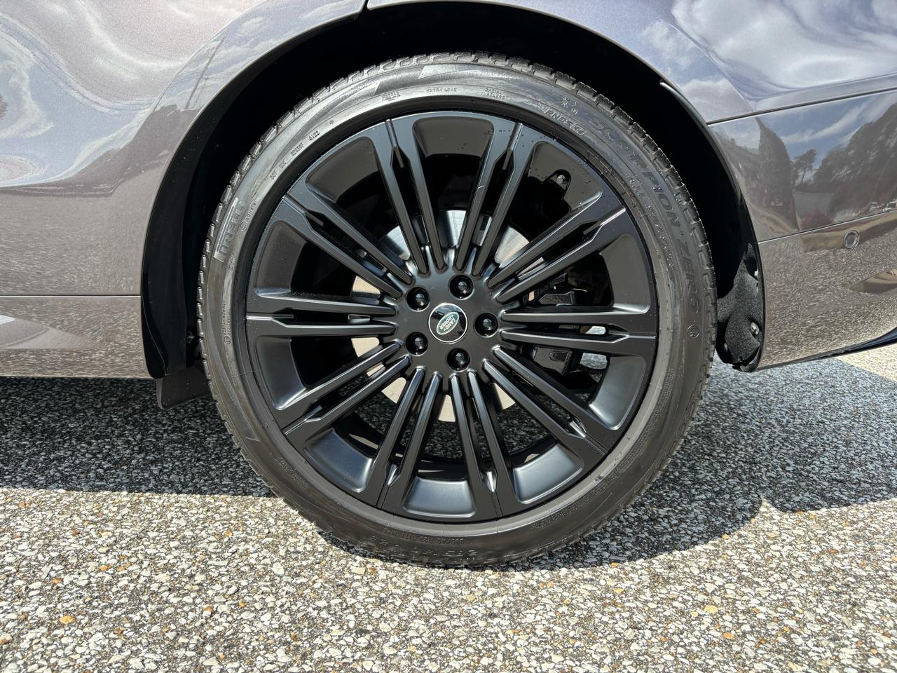 Land Rover Range Rover Sport P400 SE Dynamic 2023