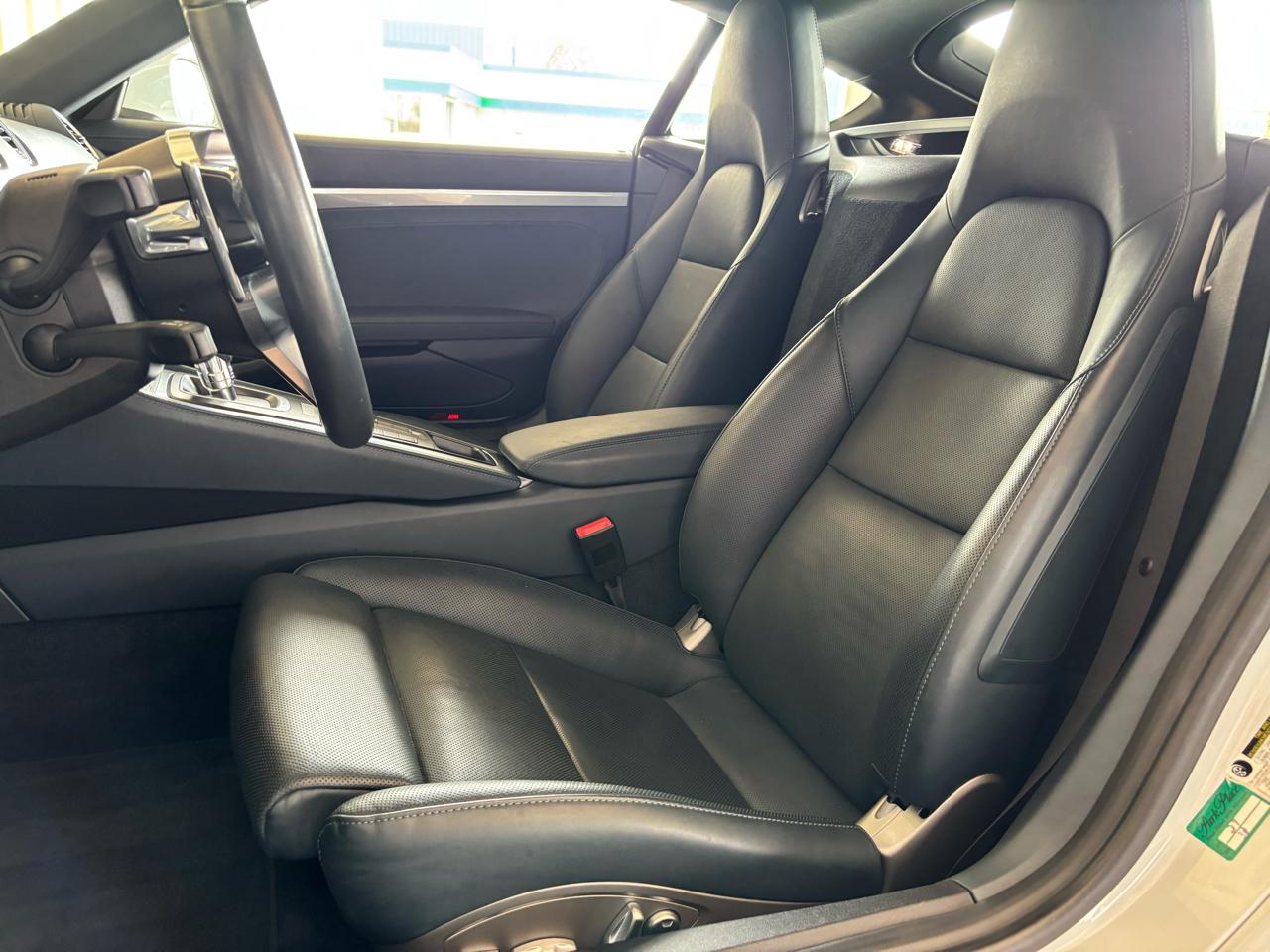 Porsche 718 Cayman Coupe 2019