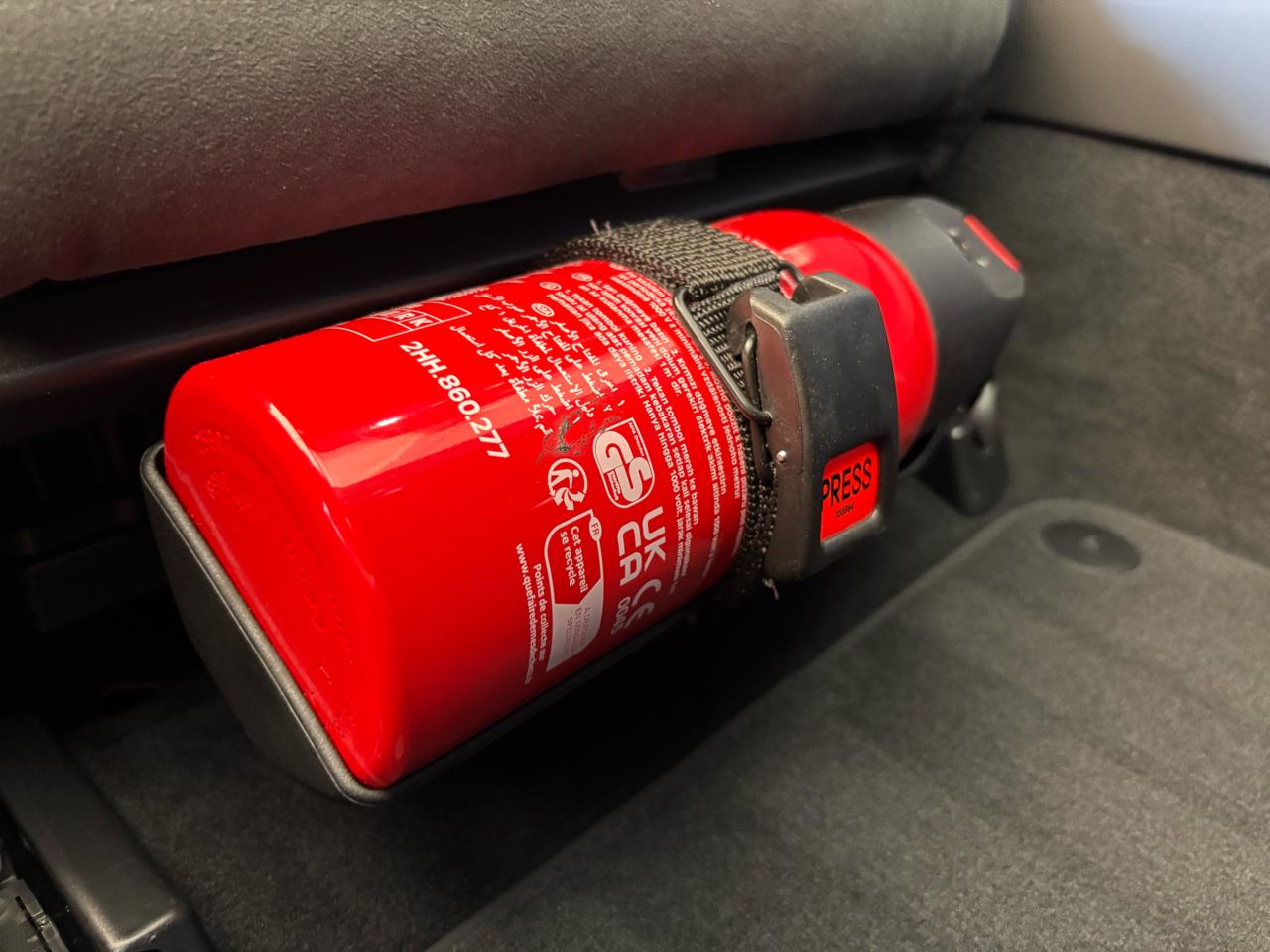 Porsche 718 Cayman GT4 RS Coupe 2025