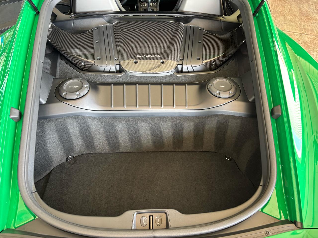 Porsche 718 Cayman GT4 RS Coupe 2025