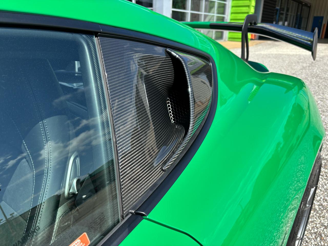 Porsche 718 Cayman GT4 RS Coupe 2025