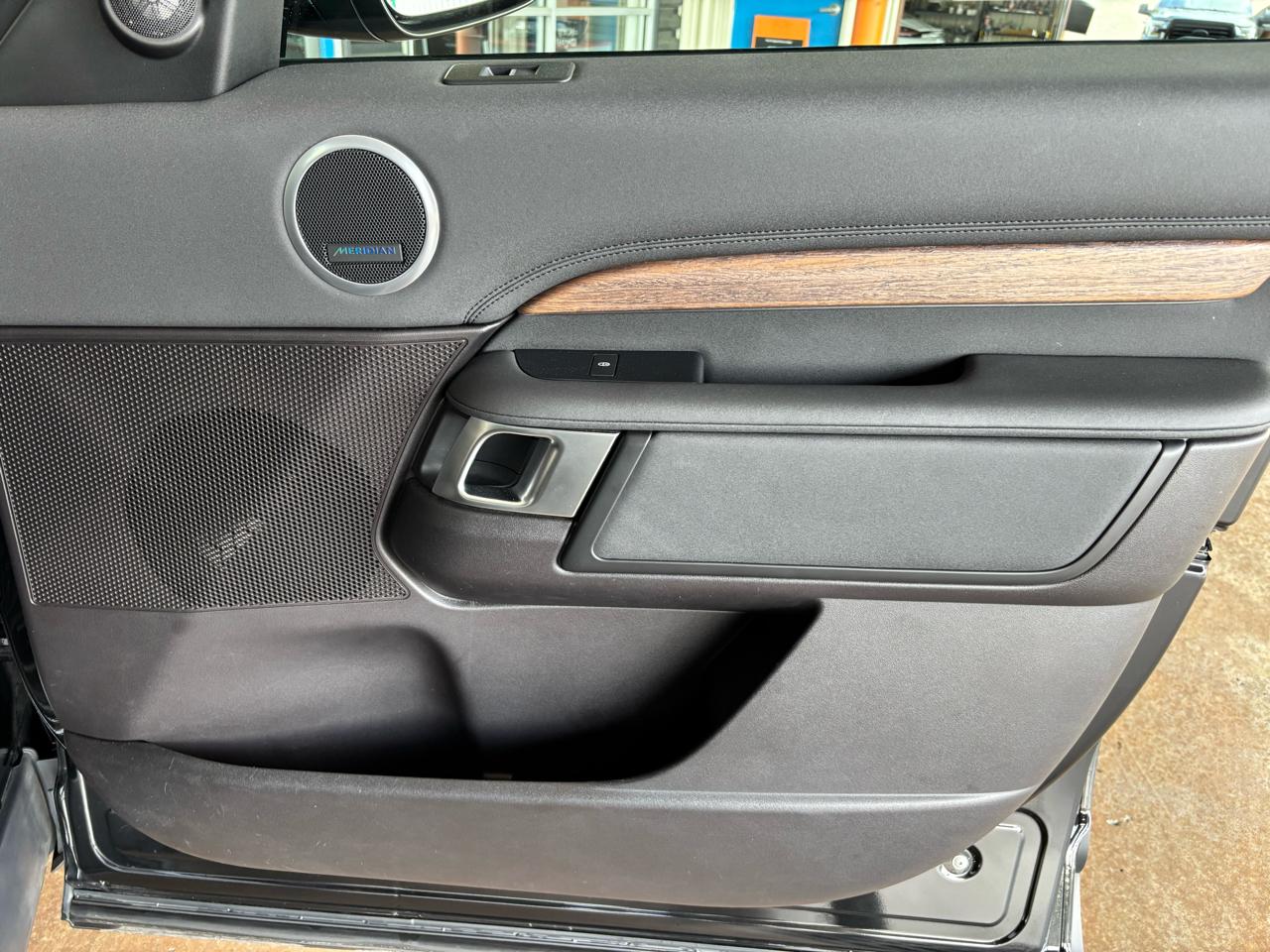 Land Rover Discovery HSE V6 Supercharged 2017