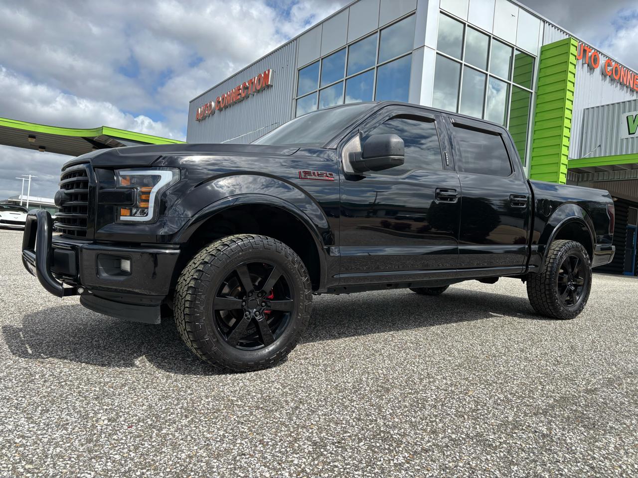 Ford F-150 XLT 4WD SuperCrew 5.5' Box 2017