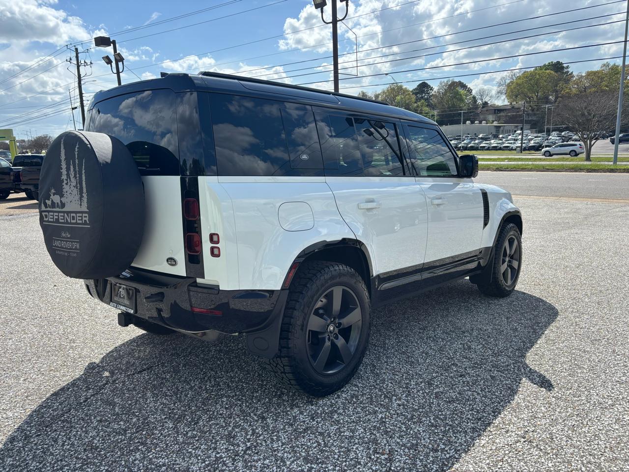 Land Rover Defender 110 X-Dynamic SE AWD 2023