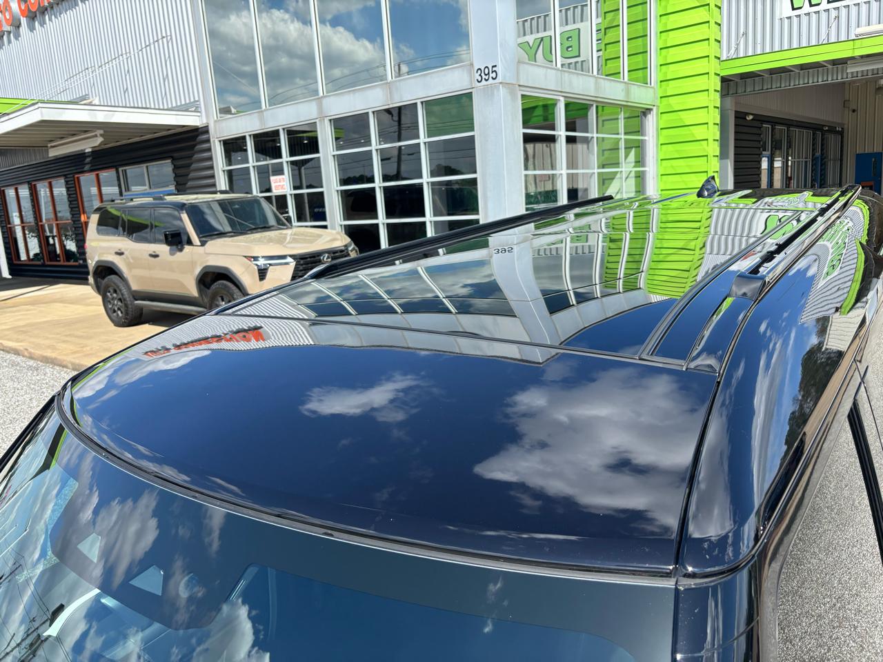 Land Rover Defender 110 X-Dynamic SE AWD 2023