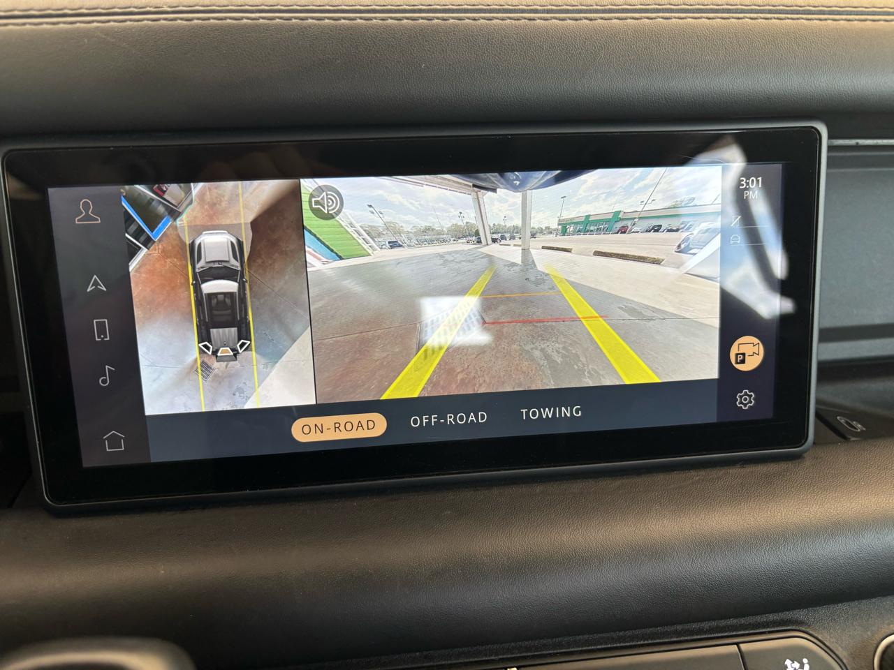 Land Rover Defender 110 X-Dynamic SE AWD 2023