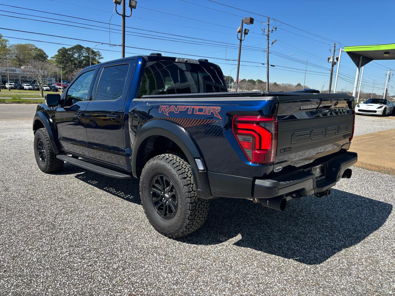 Ford F-150 Raptor 4WD SuperCrew 5.5' Box 2025