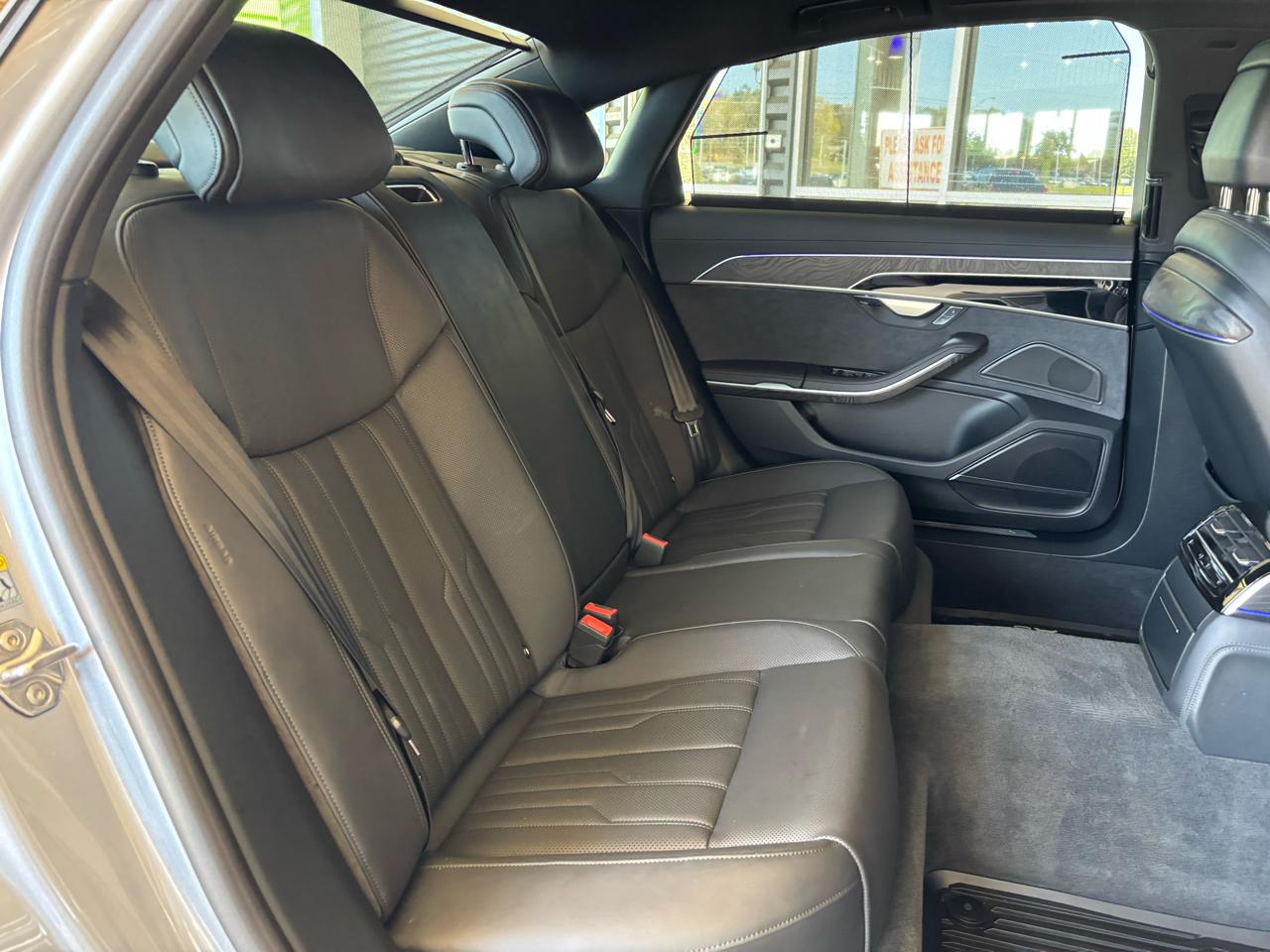 Audi A8 L 55 TFSI quattro 2023