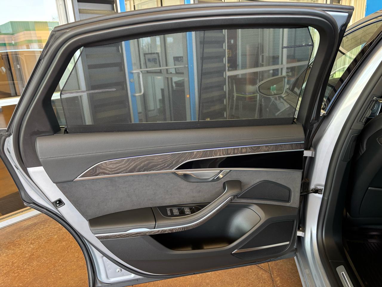 Audi A8 L 55 TFSI quattro 2023