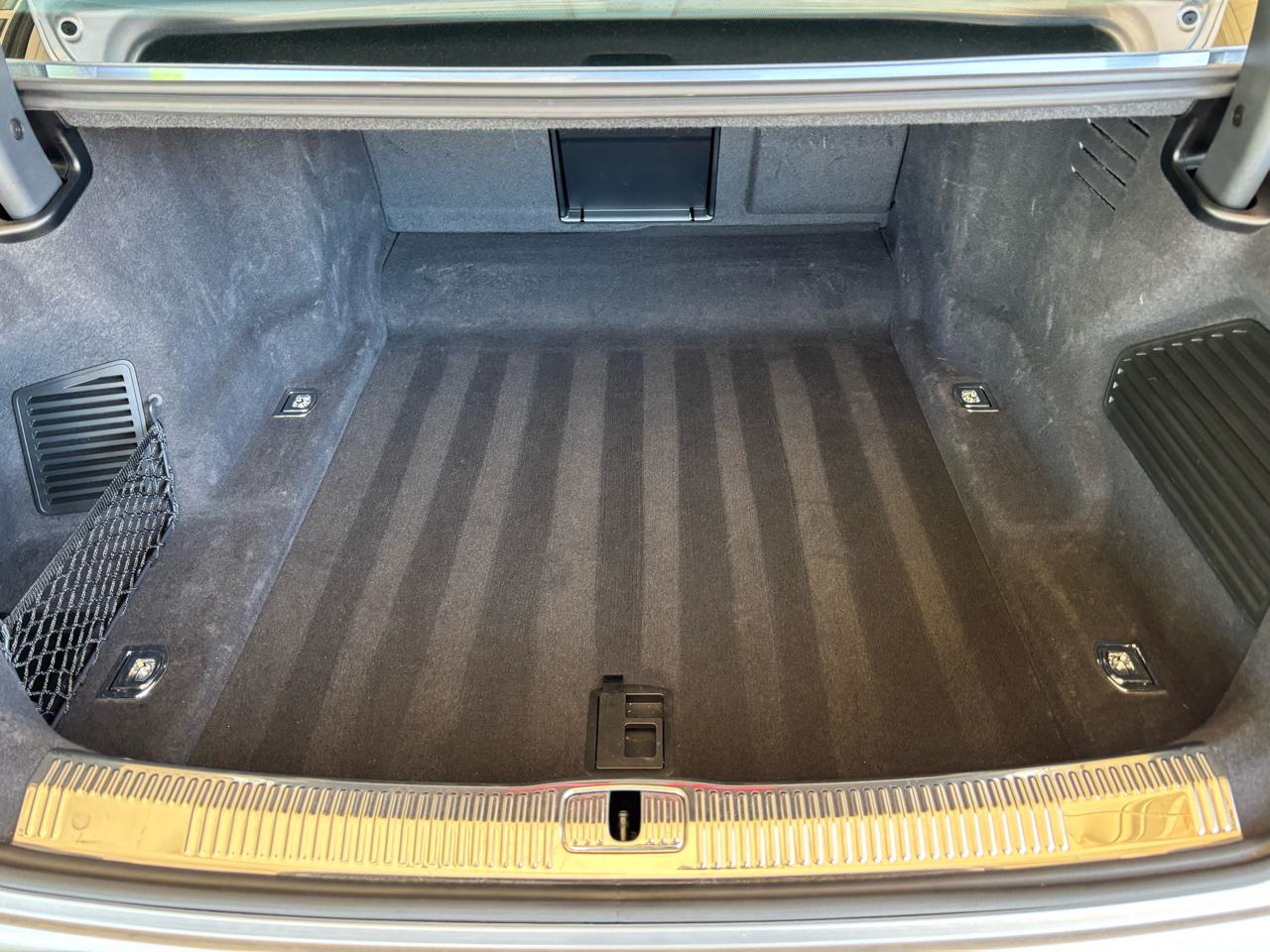 Audi A8 L 55 TFSI quattro 2023