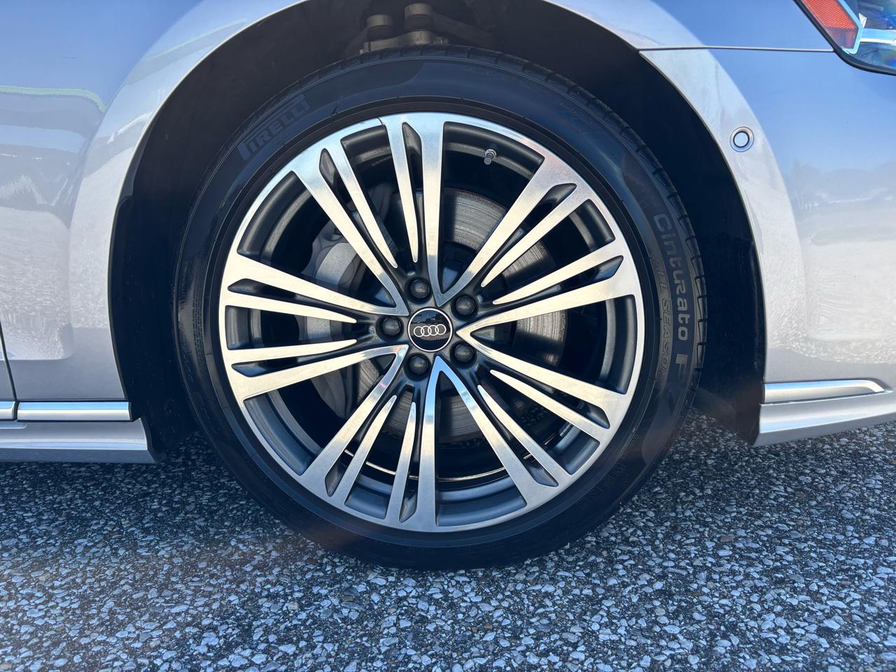 Audi A8 L 55 TFSI quattro 2023