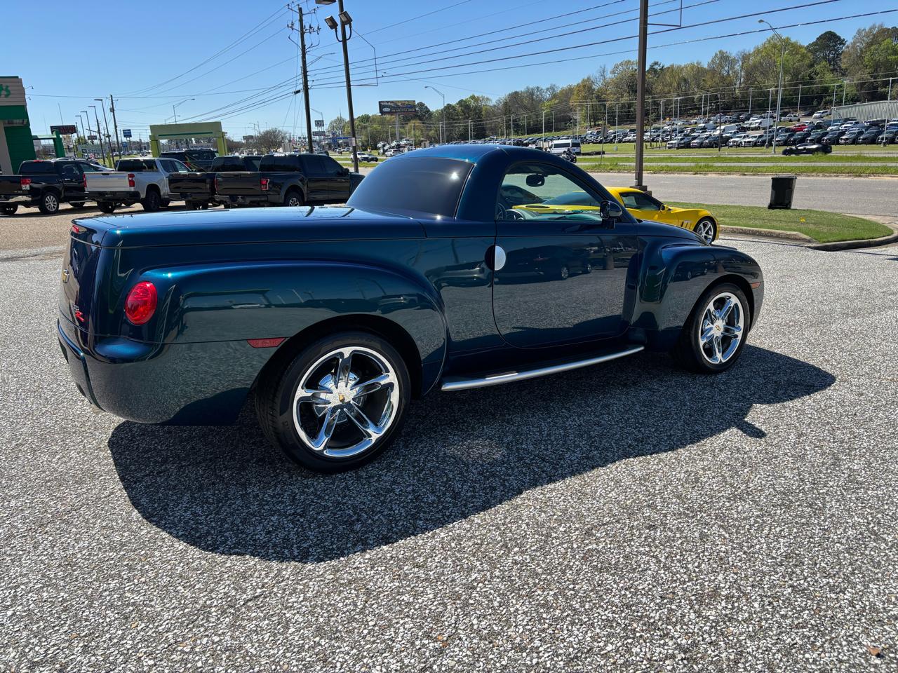 Chevrolet SSR Reg Cab 116.0" WB LS 2005