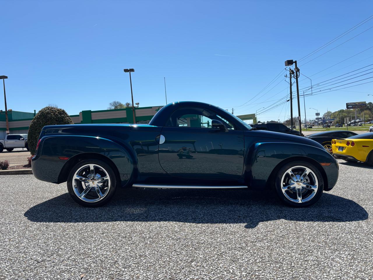 Chevrolet SSR Reg Cab 116.0" WB LS 2005