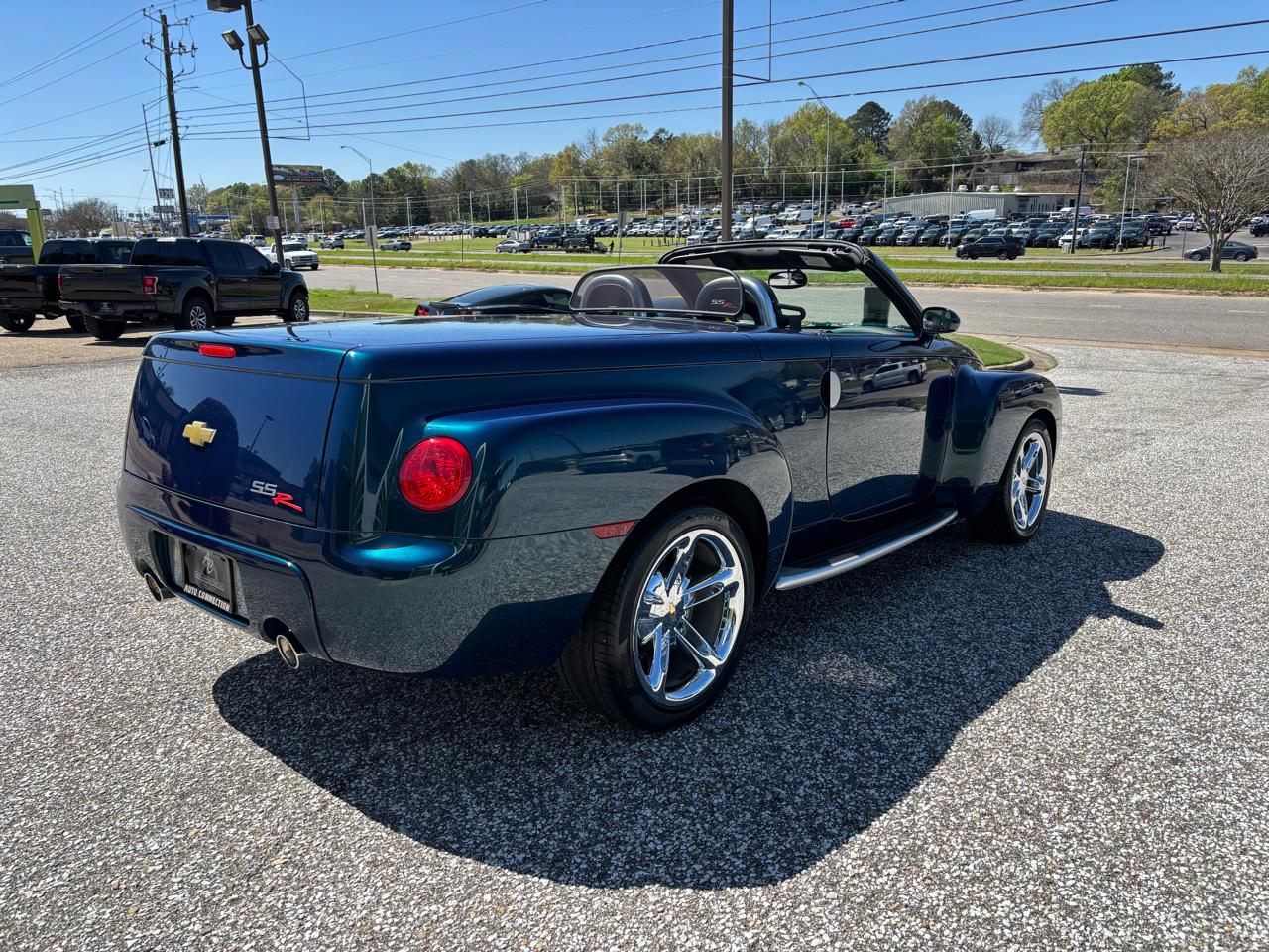 Chevrolet SSR Reg Cab 116.0" WB LS 2005