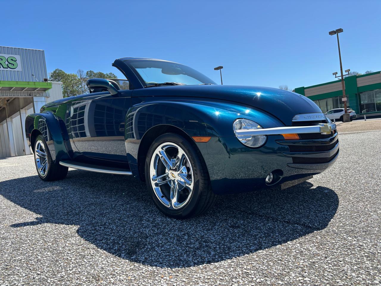 Chevrolet SSR Reg Cab 116.0" WB LS 2005