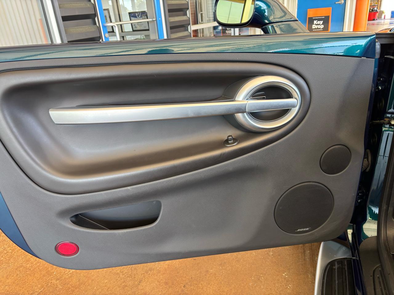 Chevrolet SSR Reg Cab 116.0" WB LS 2005