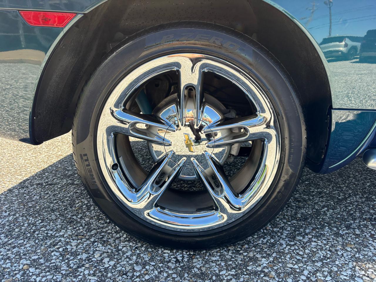 Chevrolet SSR Reg Cab 116.0" WB LS 2005