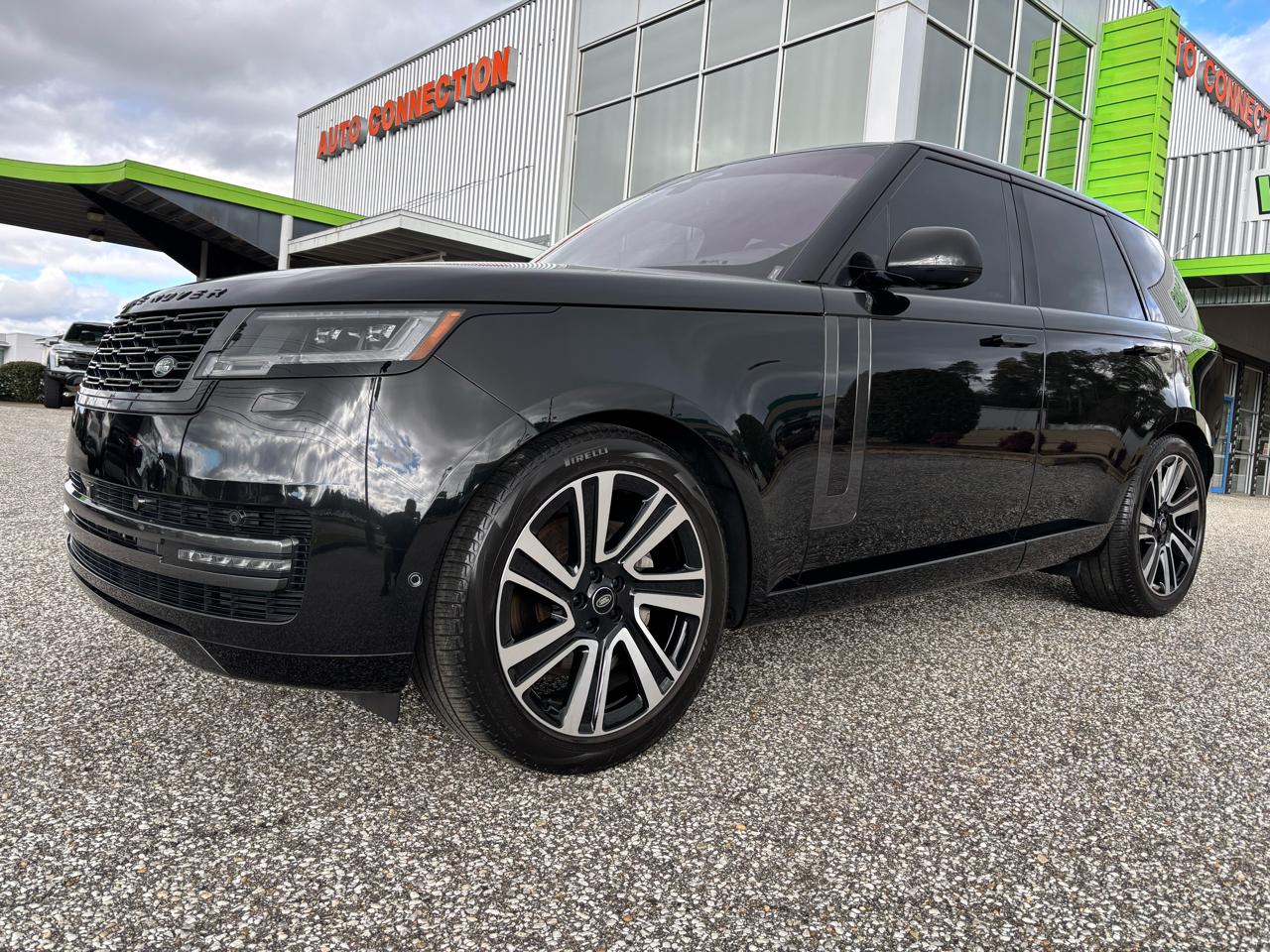 Land Rover Range Rover P400 SE SWB 2023