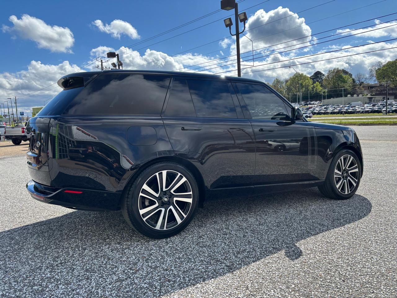 Land Rover Range Rover P400 SE SWB 2023