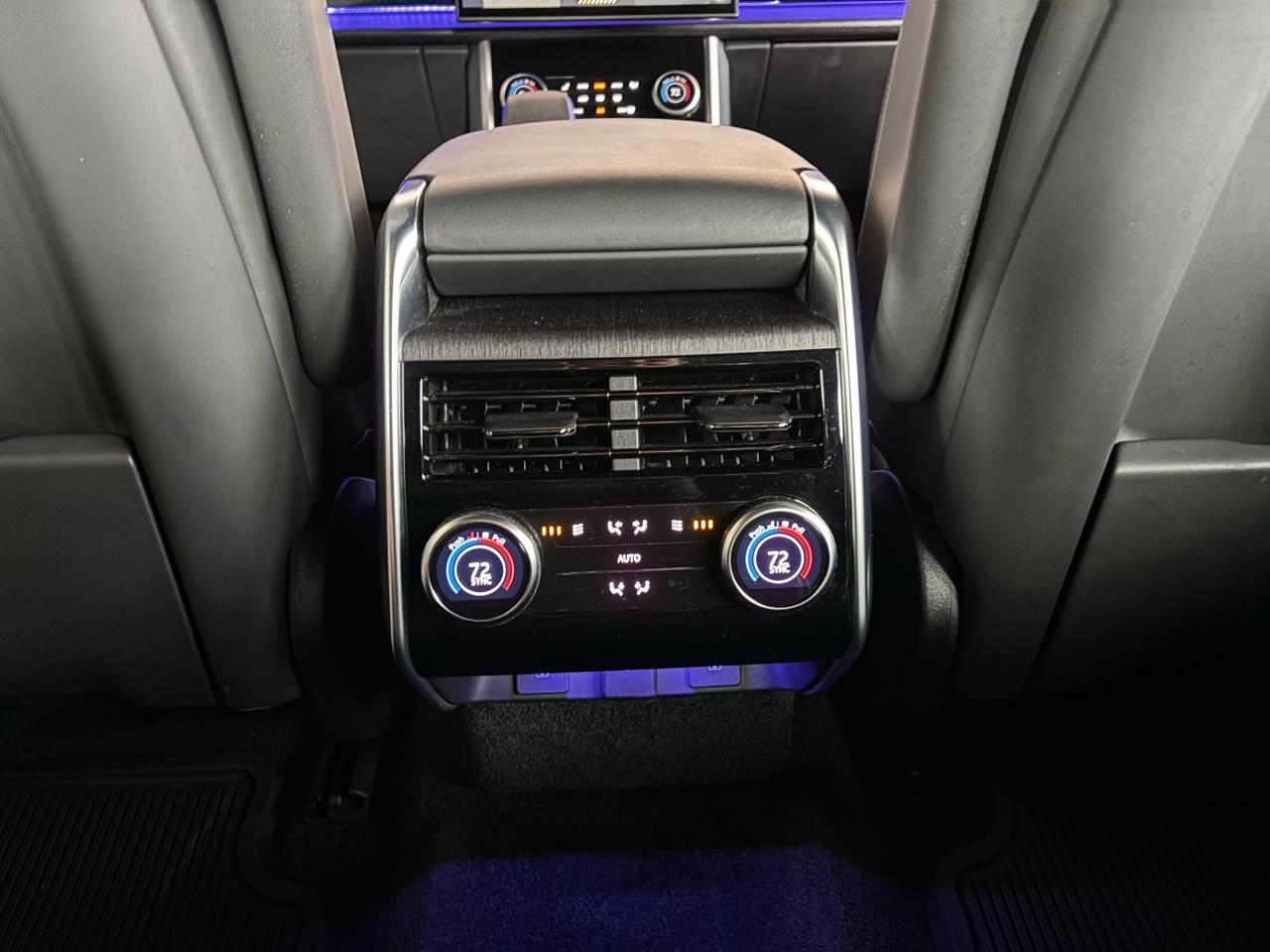 Land Rover Range Rover P400 SE SWB 2023