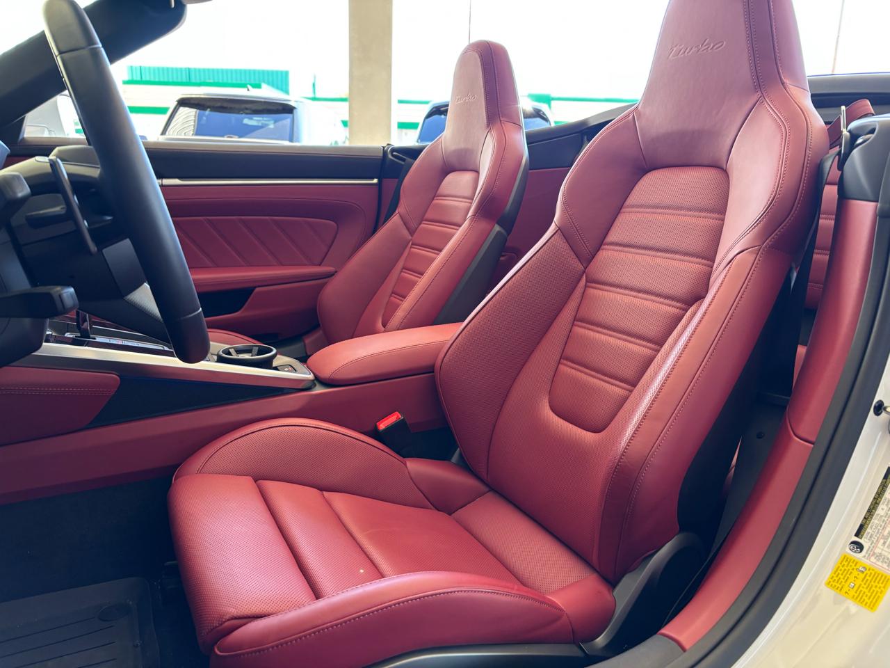 Porsche 911 Turbo Cabriolet 2023